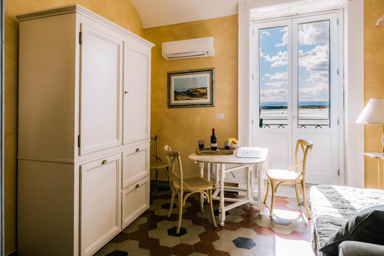 Dimora Di Ulisse Sea View Holiday Apartment سيراكوزا المظهر الخارجي الصورة
