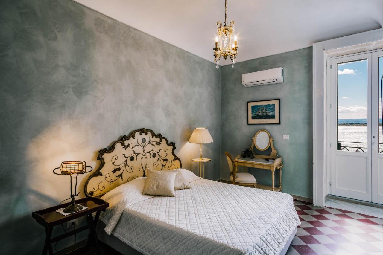 Dimora Di Ulisse Sea View Holiday Apartment سيراكوزا المظهر الخارجي الصورة