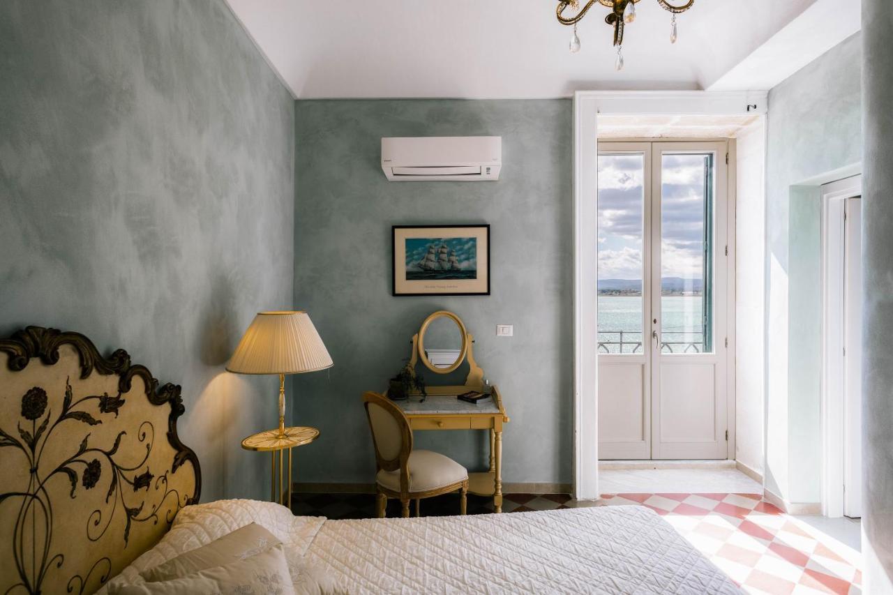 Dimora Di Ulisse Sea View Holiday Apartment سيراكوزا المظهر الخارجي الصورة