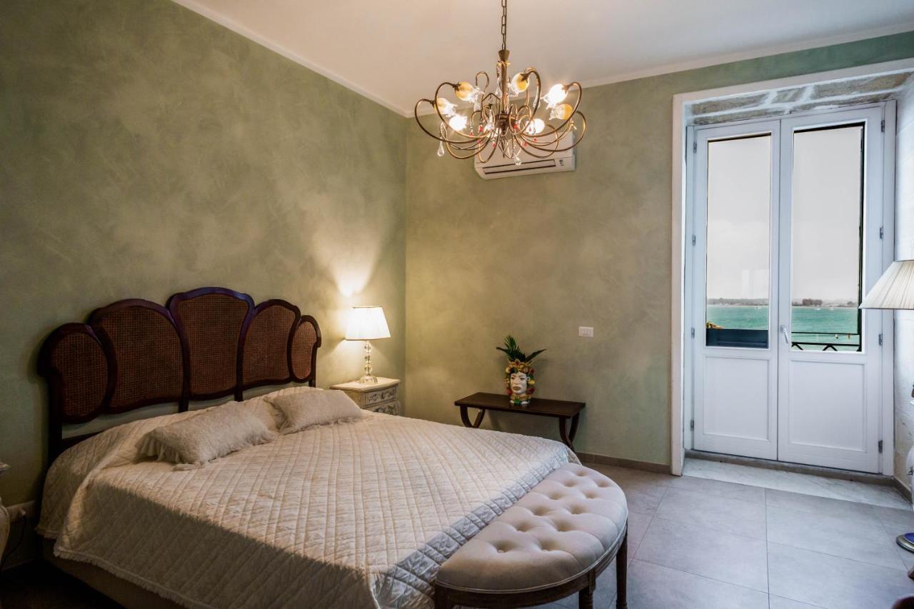 Dimora Di Ulisse Sea View Holiday Apartment سيراكوزا المظهر الخارجي الصورة
