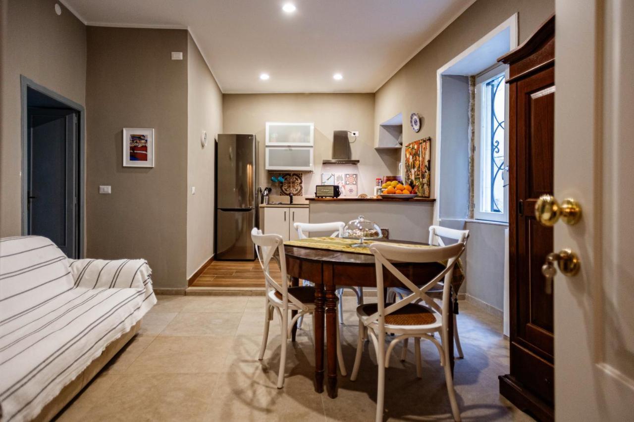 Dimora Di Ulisse Sea View Holiday Apartment سيراكوزا المظهر الخارجي الصورة