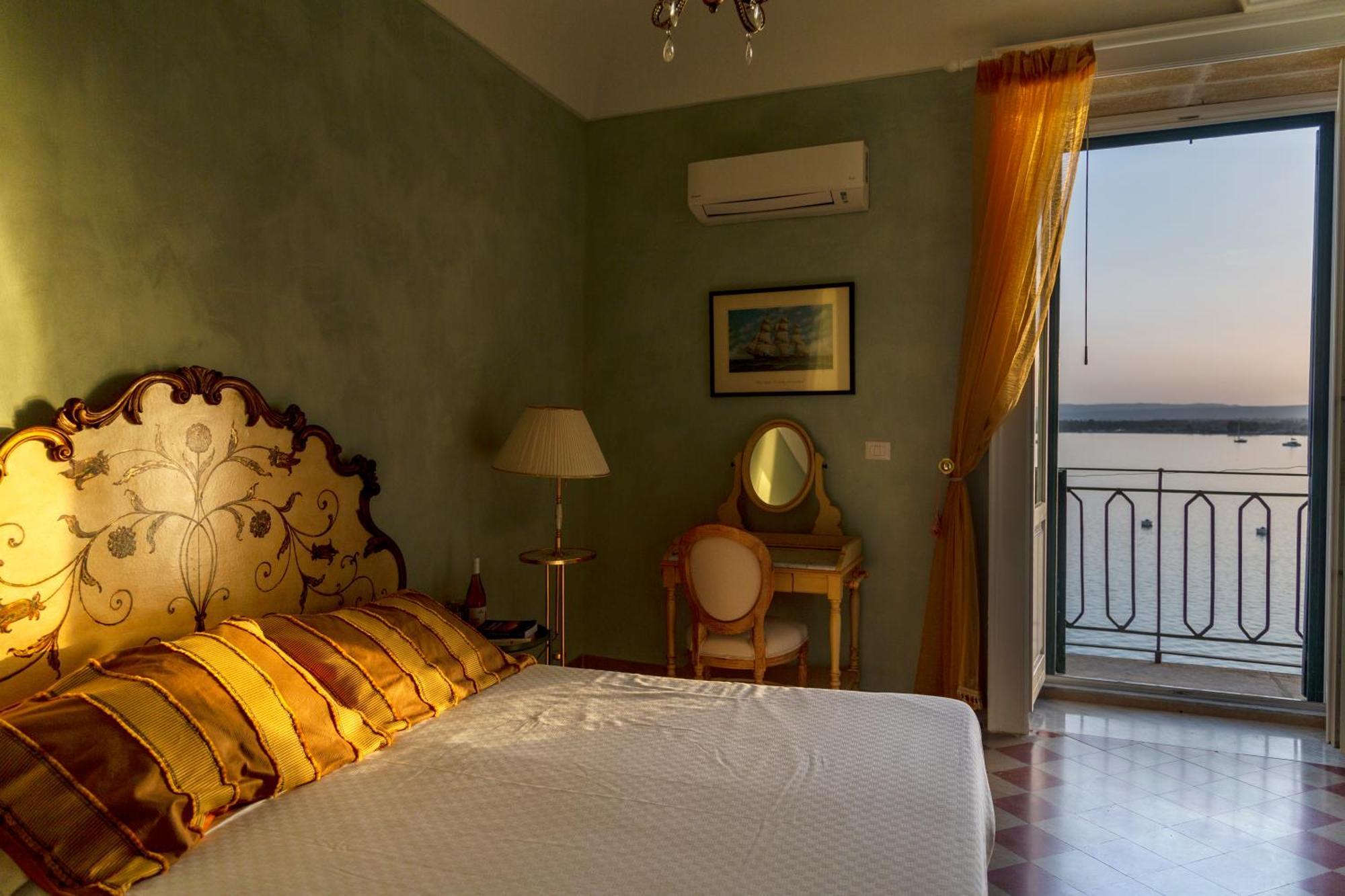 Dimora Di Ulisse Sea View Holiday Apartment سيراكوزا المظهر الخارجي الصورة